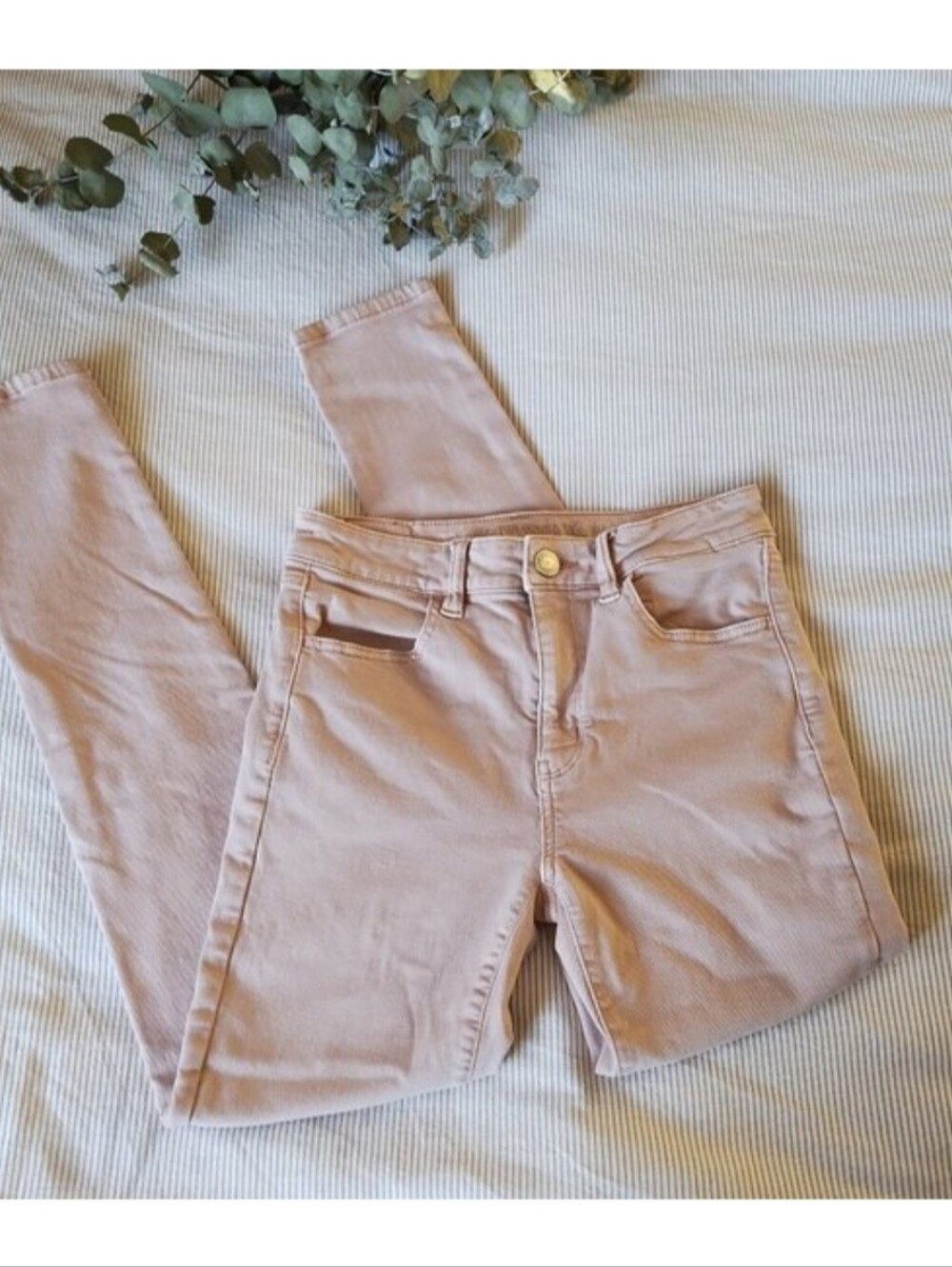American Eagle Pink Jeans Jeggings
